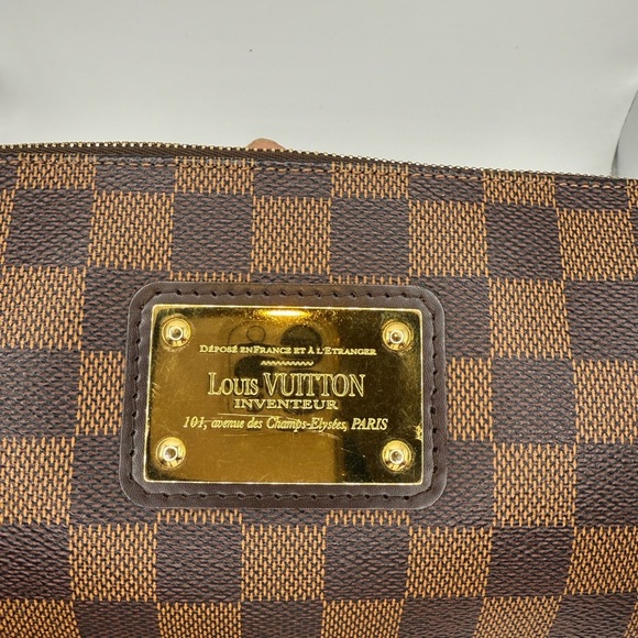 Louis Vuitton Eva Clutch in Damier Ebene - Picture 12 of 16